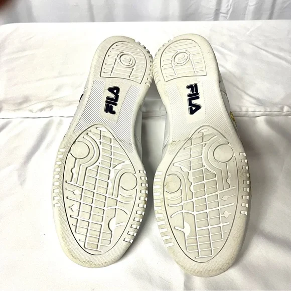 FILA Men’s Athletic Sneakers Tennis Shoes in Size 9 - Picture 4 of 7